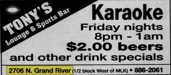 Hollywood Drive-In (Tonys Lounge) - Oct 2000 Ad (newer photo)